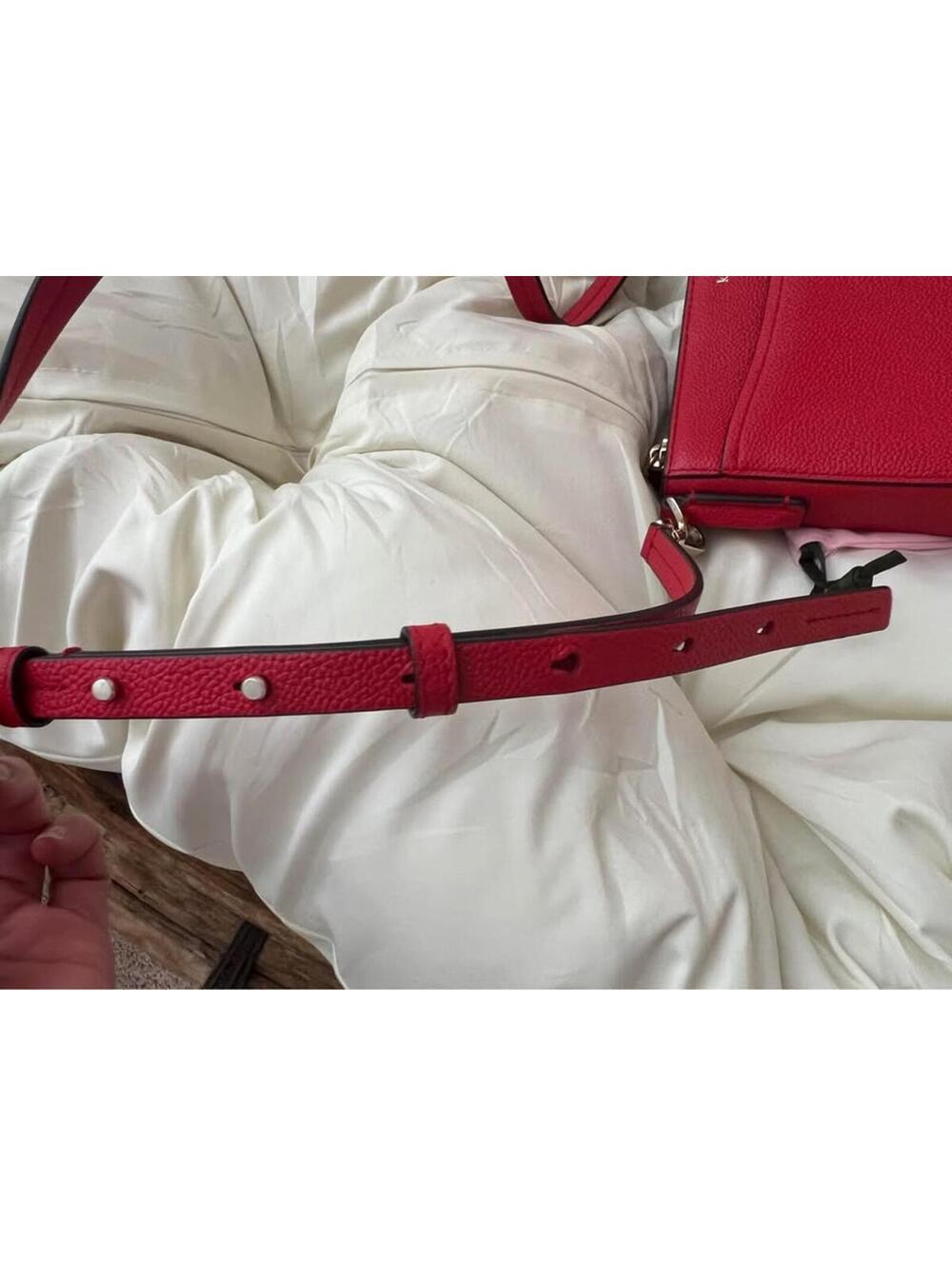 Kate Spade New York Red Pebbled Leather Crossbody Clutch Bag - Picture 7 of 8